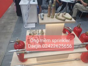 Ống mềm nối đầu phun sprinkler DN15 hãng Daejin dài 1500mm kiểm định PCCC theo NĐ50.